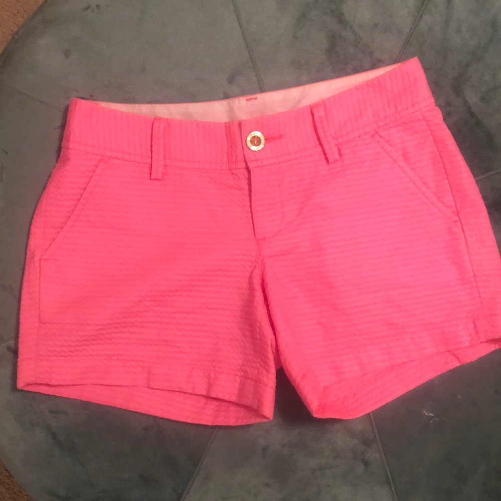 Bright Pink Lilly Pulitzer Callahan shorts